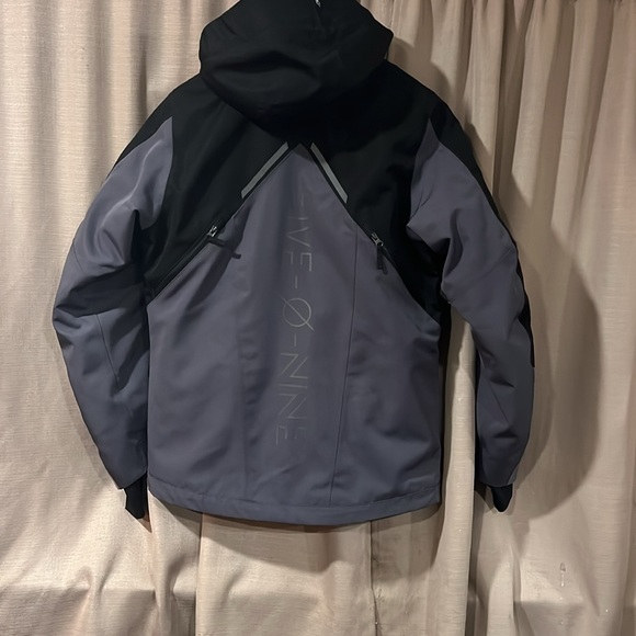 509 R-Series insulated snow jacket - Picture 2 of 4